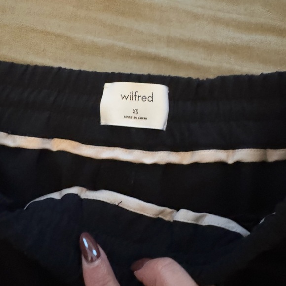 Wilfred Jogger - Picture 2 of 2